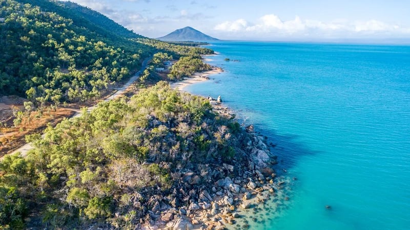 Visit the Whitsundays – walk, snorkel & dive