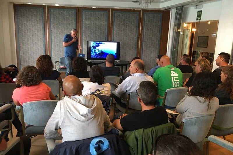 Collaboration for the sake of cetaceans - Tenerife