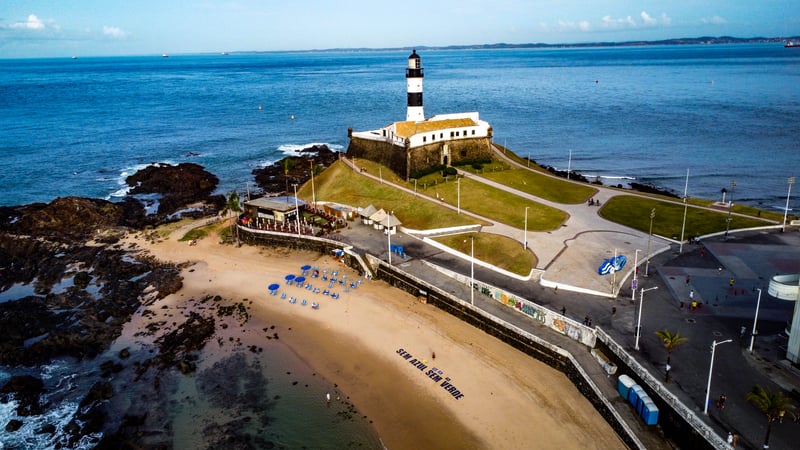 Sem Azul Sem Verde - Lighthouse image (Redemar)